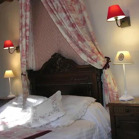 Ferme De Savigny 3* La Cambe