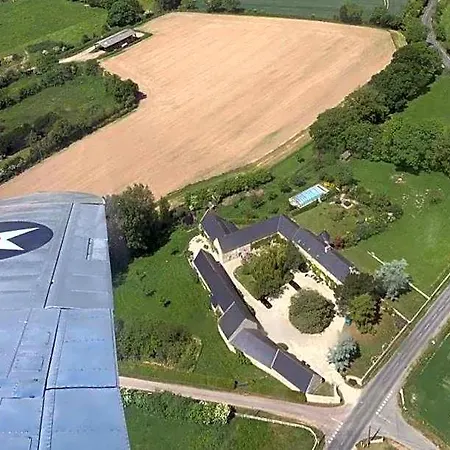 Ferme De Savigny 3* La Cambe